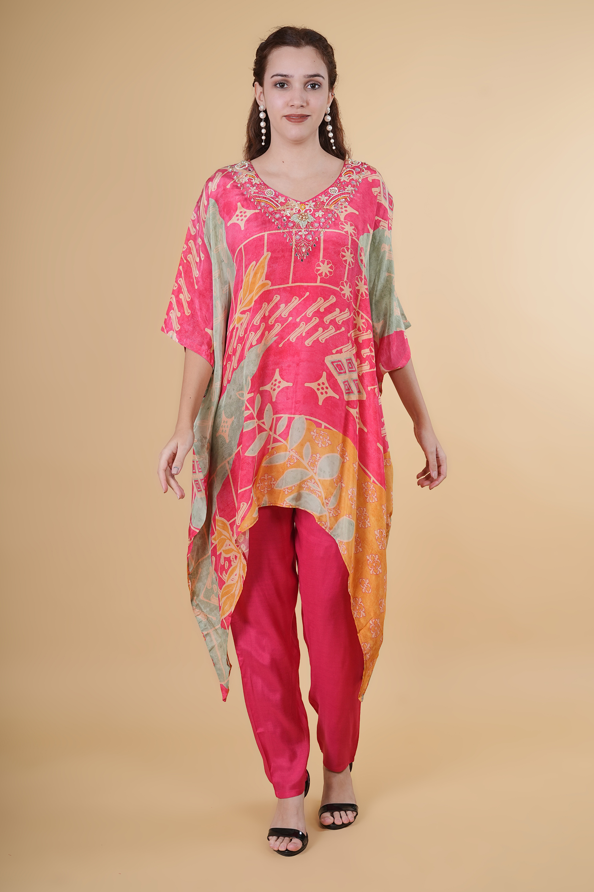 Shop the latest trends in women’s clothing at My Velvet Villa