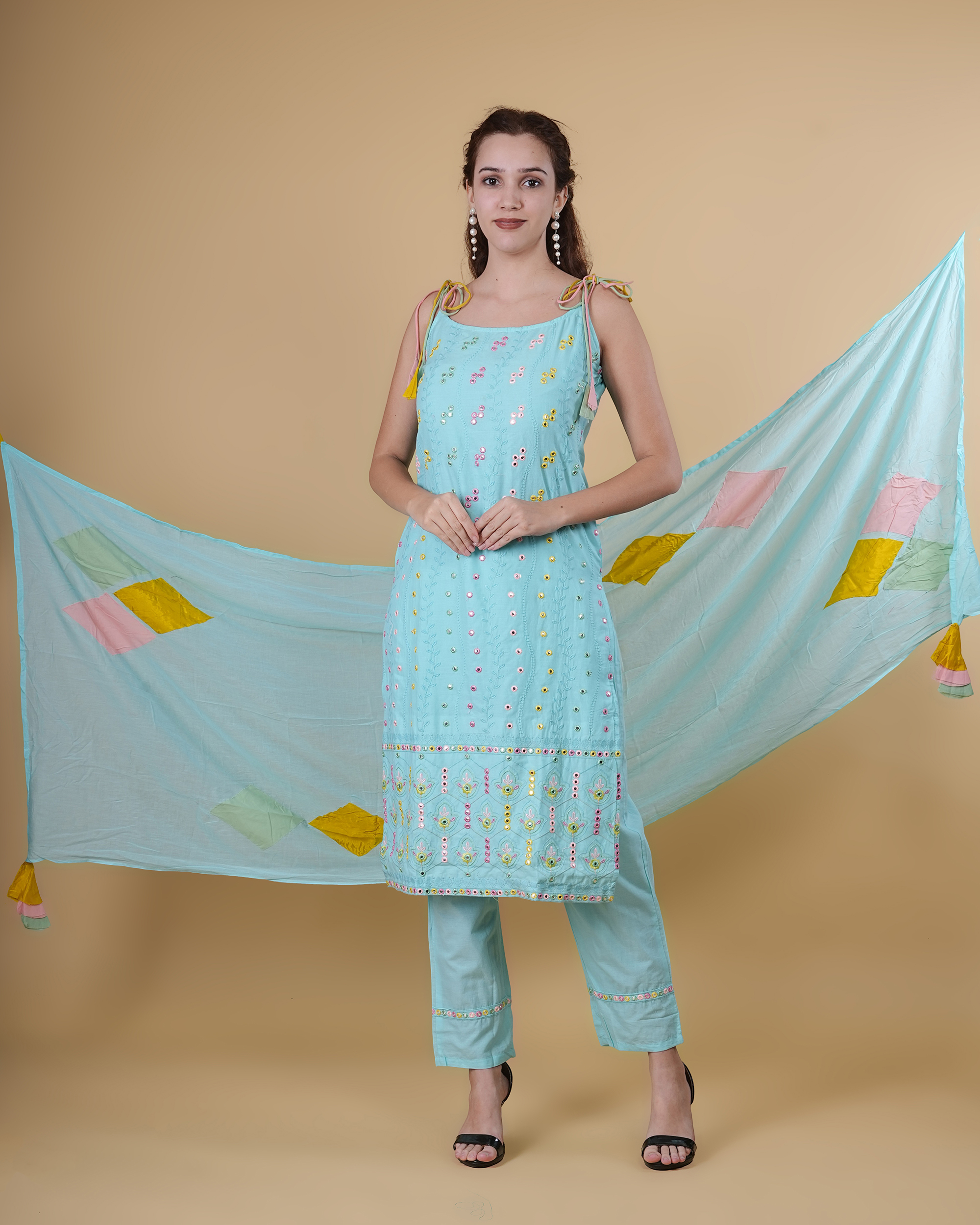 Shop the latest trends in women’s clothing at My Velvet Villa